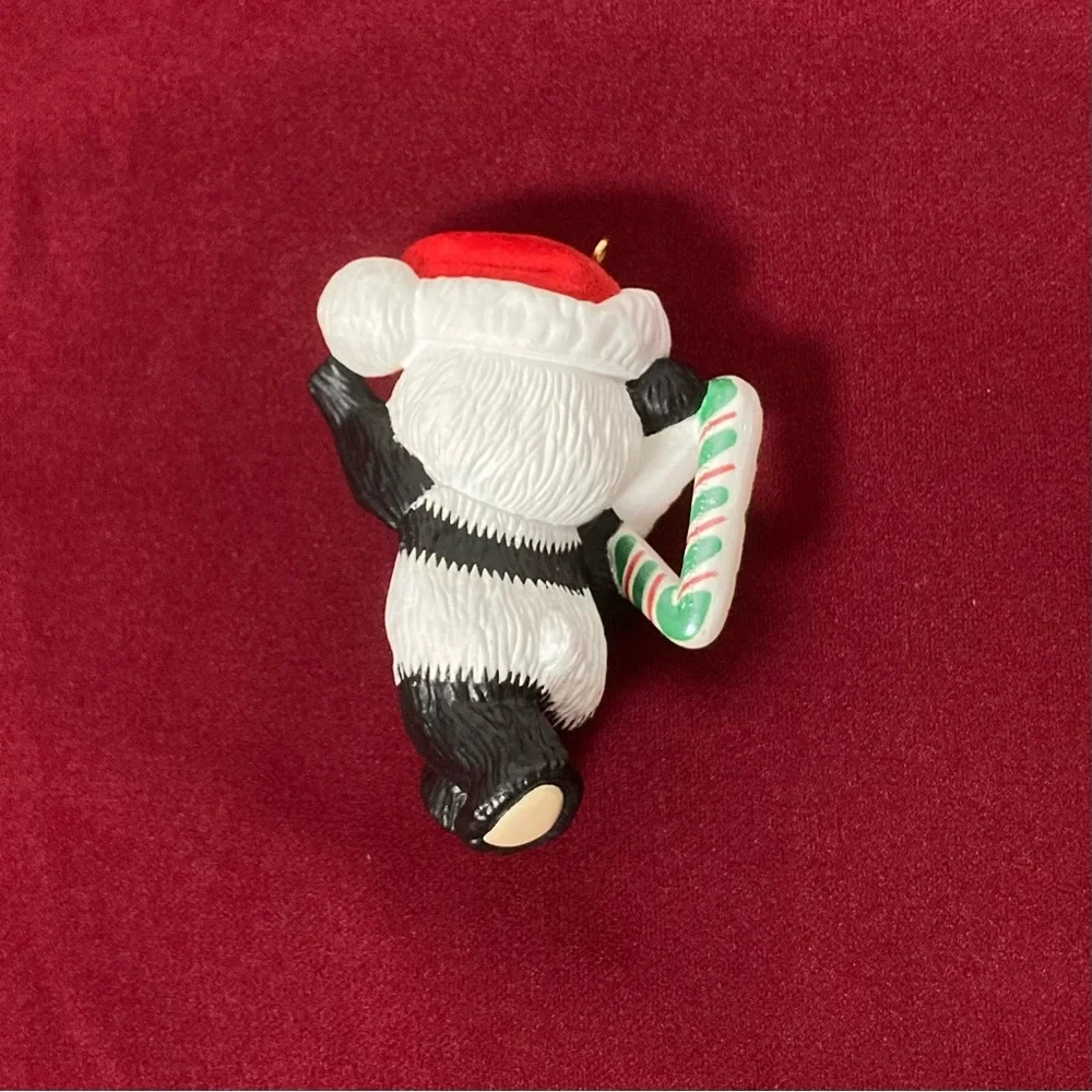 💚 Vintage Hallmark Keepsake ornament Child’s Fourth Christmas 1995 Teddy Bear